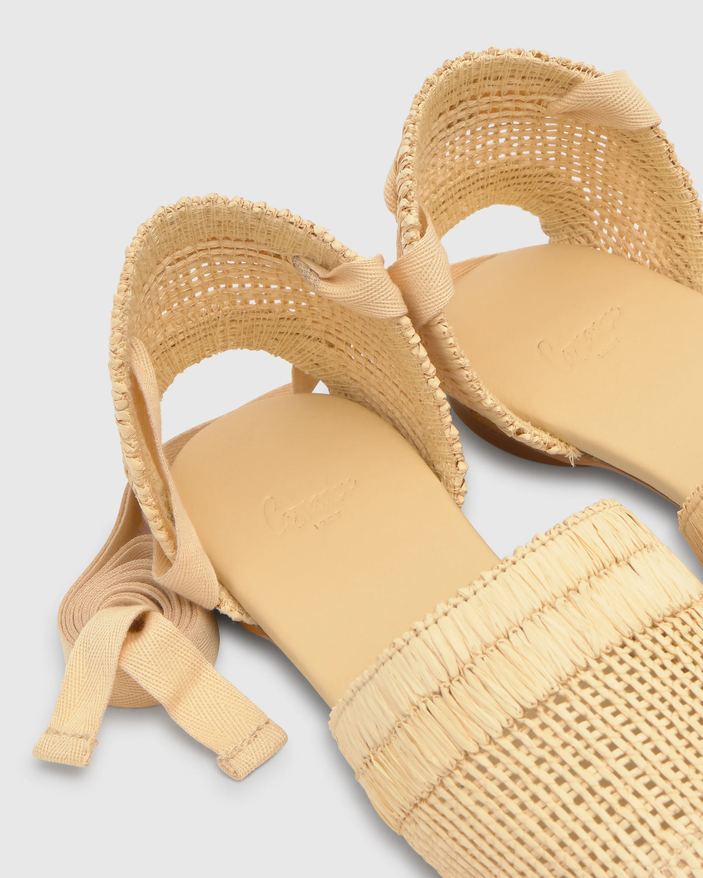 GOLDIE/295 - Image 6